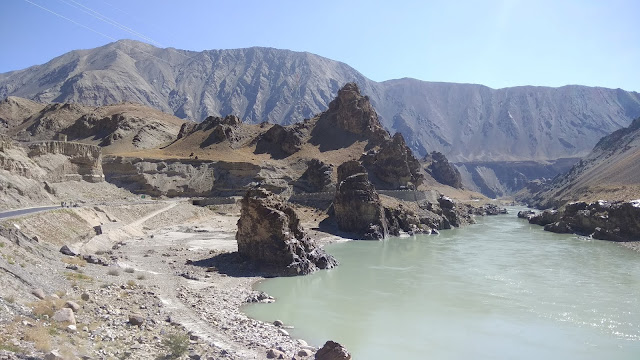Bike Trip To Leh Ladakh | लेह लद्दाख़ यात्रा - 19 सितम्बर - लेह से सोनमर्ग photo 2