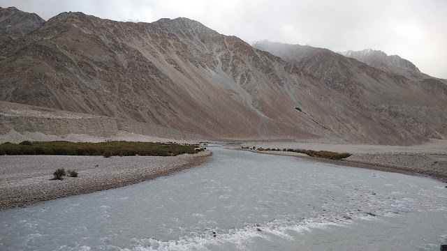 Leh Ladakh Bike Trip, Shyok River