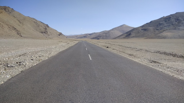 Bike Trip To Leh Ladakh | लेह लद्दाख़ यात्रा - 13 सितम्बर - पांग से लेह photo 4