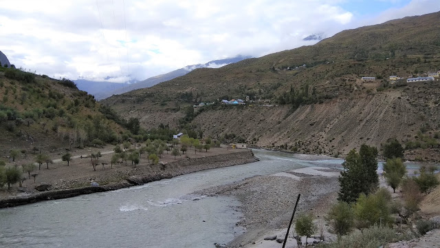 Leh Ladakh Bike Trip, Kelong